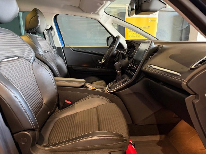 RENAULT  SCENIC  1.3 TCE 140 EDC BOSE EDITION / TOIT PANO / AFFICHAGE TETE HAUTE 