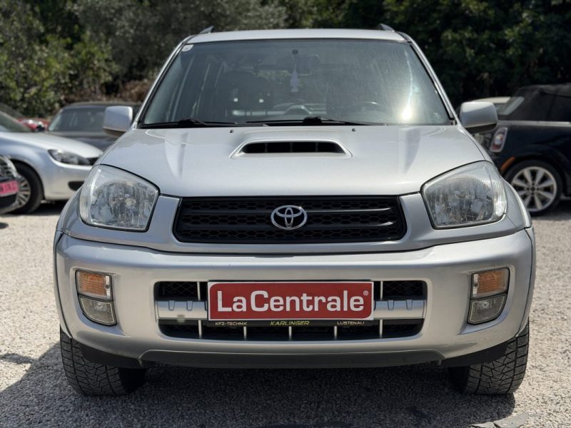 TOYOTA RAV4 2.0 D-4D