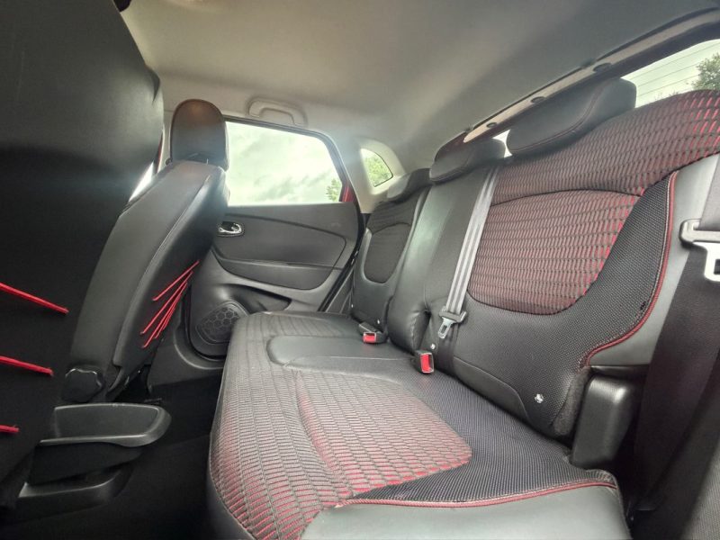RENAULT CAPTUR 1.2 TCE 120CH HELLY HENSEN 2014