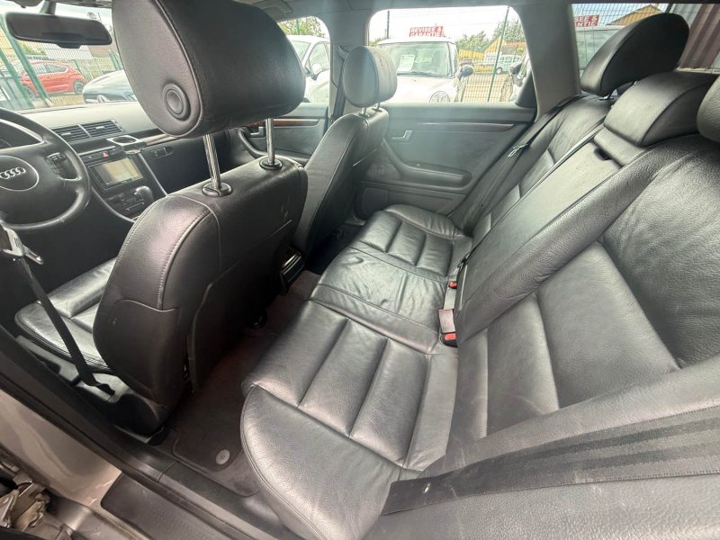AUDI A4 AVANT 2.4I - 30V V6 170CV BOITE AUTOMATIQUE 2003