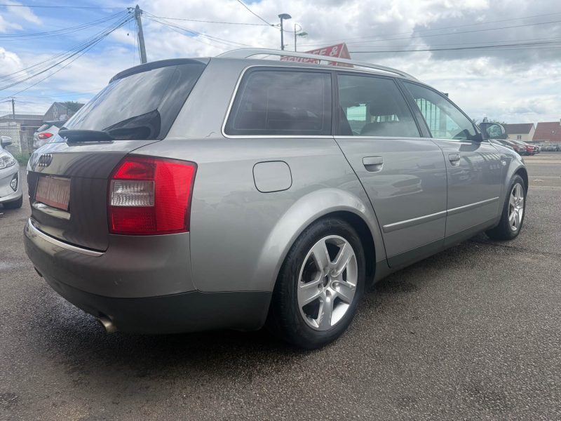 AUDI A4 AVANT 2.4I - 30V V6 170CV BOITE AUTOMATIQUE 2003