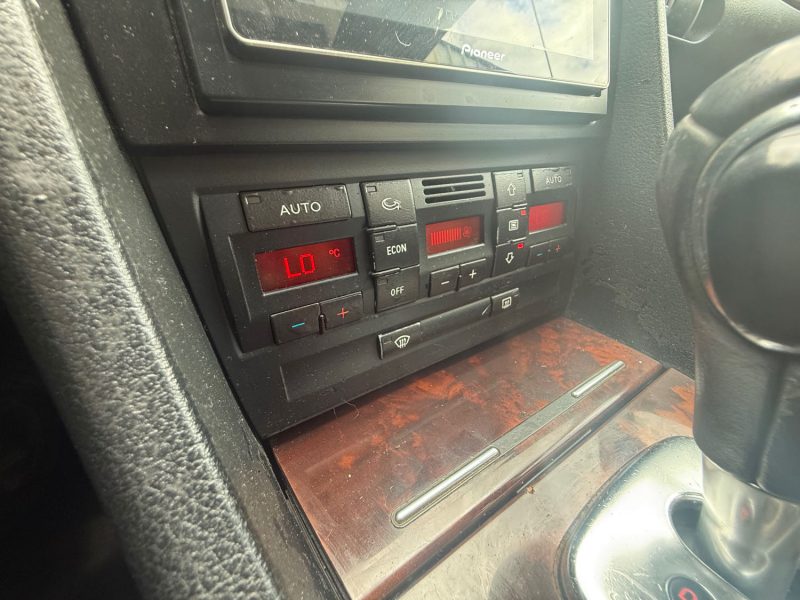 AUDI A4 AVANT 2.4I - 30V V6 170CV BOITE AUTOMATIQUE 2003