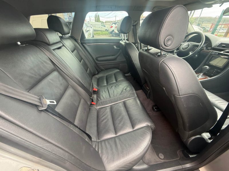 AUDI A4 AVANT 2.4I - 30V V6 170CV BOITE AUTOMATIQUE 2003