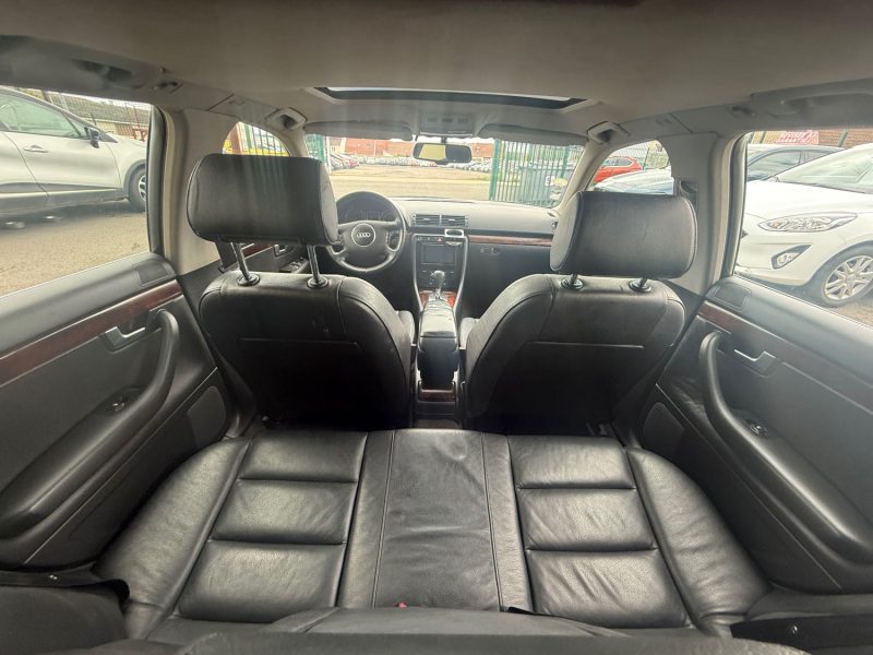 AUDI A4 AVANT 2.4I - 30V V6 170CV BOITE AUTOMATIQUE 2003