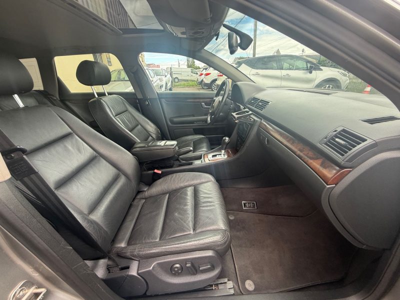 AUDI A4 AVANT 2.4I - 30V V6 170CV BOITE AUTOMATIQUE 2003