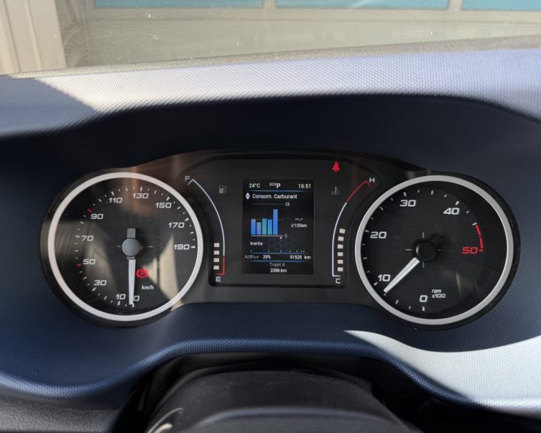 IVECO Daily 35s14 - Boite Auto Himatic - CarPlay - Caméra - ENTRETIEN COMPLET
