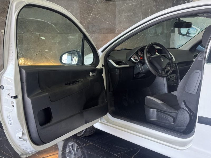 PEUGEOT 207 1.4E 16V SPORT 2006
