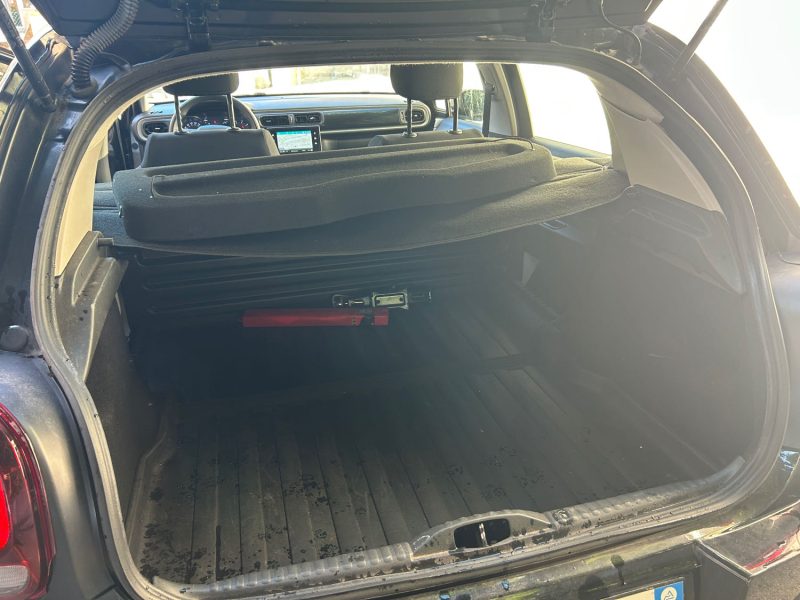 CITROEN C3 1.5 BLUEHDI 100CH 2 PLACES FEEL 10/2022 PRIX TTC : 5990 € PRIX HT : 4990 €