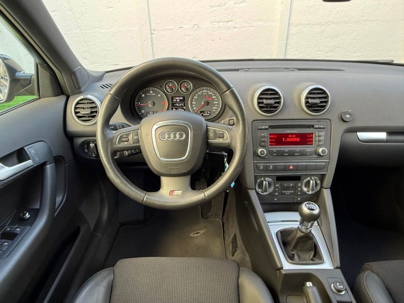AUDI A3 2.0 TDI 140 ATTRACTION/ SLINE/PREMIERE MAIN/SUIVI COMPLET AUDI 2010