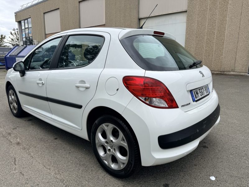 PEUGEOT 207 ACTIVE 1.4 HDI 70 ch
