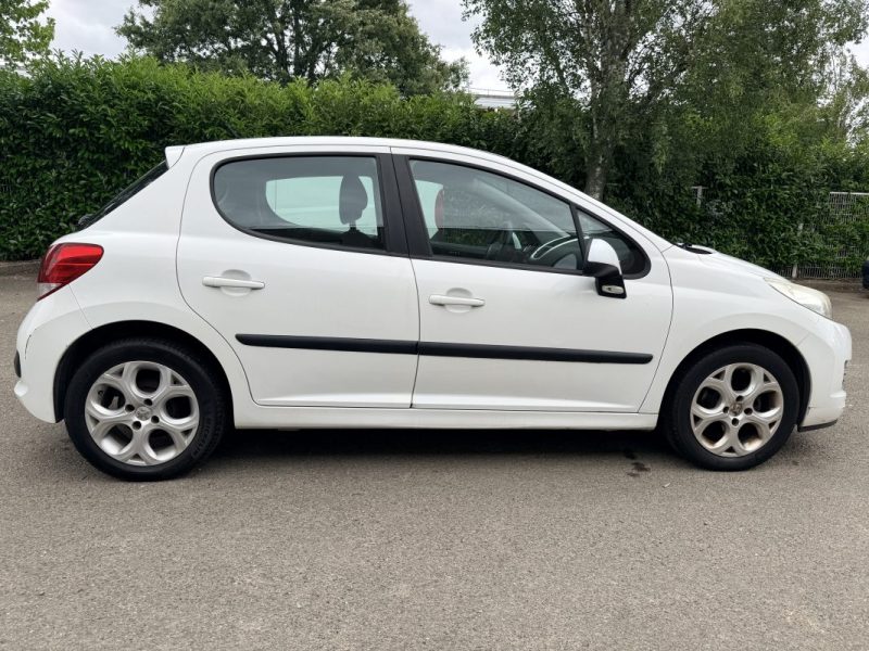 PEUGEOT 207 ACTIVE 1.4 HDI 70 ch