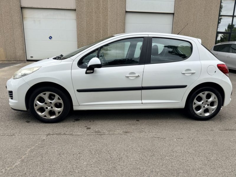 PEUGEOT 207 ACTIVE 1.4 HDI 70 ch