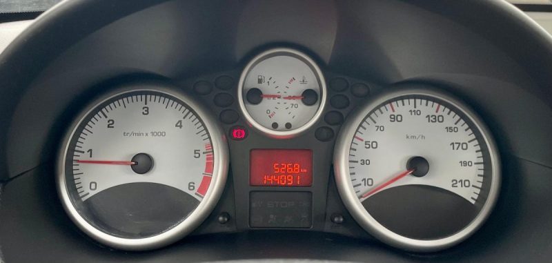 PEUGEOT 206+ 1.4 HDI 70 URBAN 