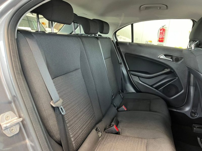 🔹 Mercedes Classe A 180 CDI (W176) 109Ch📱 Bluetooth❄️ Climatisation🛡️ Garantie 6 mois