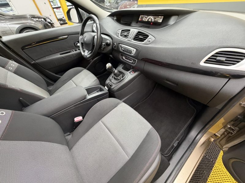 RENAULT SCÉNIC III 1.2 TCE 116CV  2013