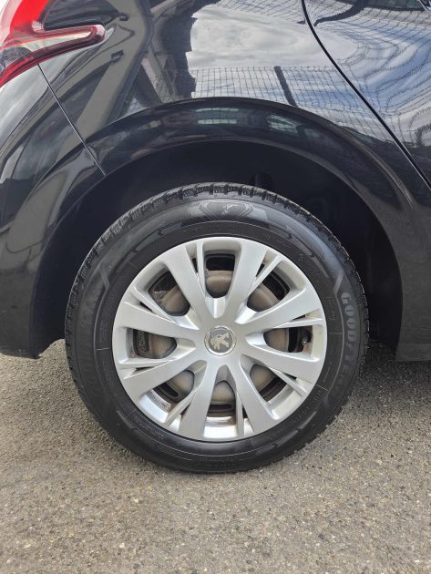 ✅PEUGEOT 208 1.6 HDI 100ch CAR PLAY BELLE FINITION✅