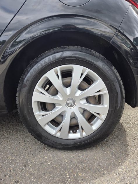 ✅PEUGEOT 208 1.6 HDI 100ch CAR PLAY BELLE FINITION✅
