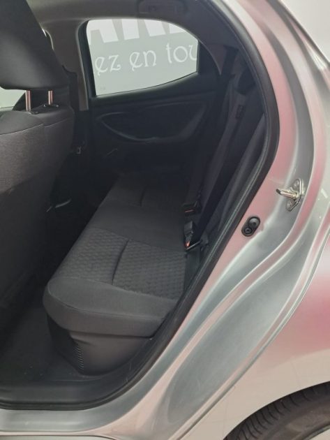TOYOTA YARIS 4 BERLINE 116cv DYNAMIC BUSINESS 2023/1 ERE MAIN/TVA RECUPERABLE