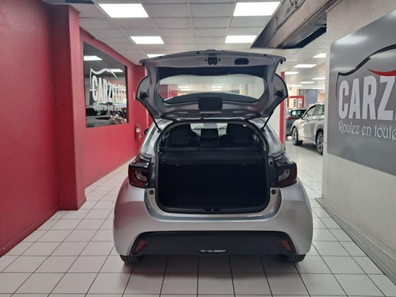 TOYOTA YARIS 4 BERLINE 116cv DYNAMIC BUSINESS 2023/1 ERE MAIN/TVA RECUPERABLE