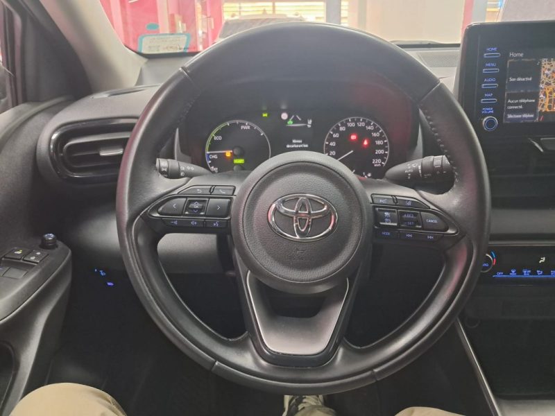 TOYOTA YARIS 4 BERLINE 116cv DYNAMIC BUSINESS 2023/1 ERE MAIN/TVA RECUPERABLE