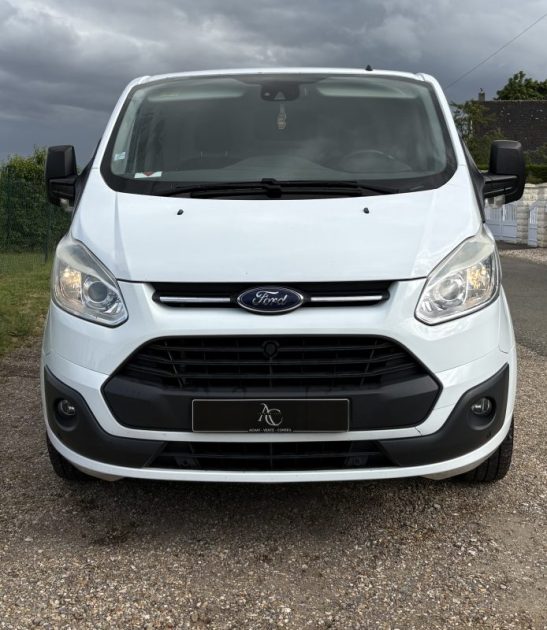 Ford Transit Custom 2.2 Tdci 105ch (Sièges Chauffants | Caméra de recul | Attelage)