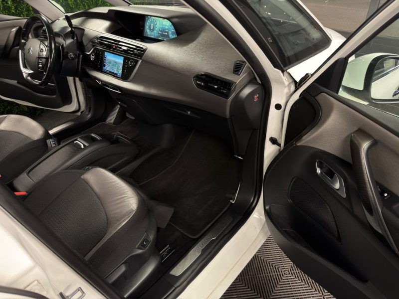 CITROEN C4 PICASSO 1.6 THP 165 Cv EXCLUSIVE - GPS / ATTELAGE / CAMERA / KEYLESS - GARANTIE 1 AN