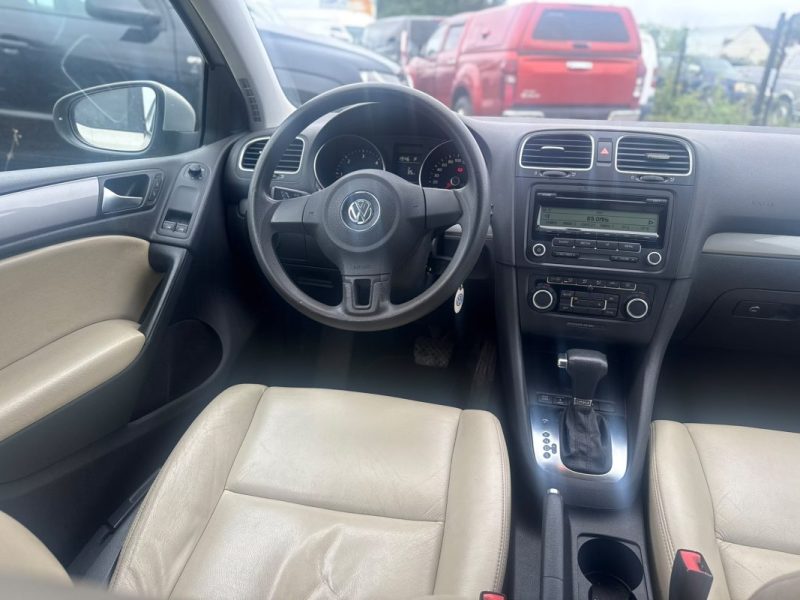 VOLKSWAGEN GOLF 6 AUTOMATIQUE 2.0 tdi 110cv   95000 kms