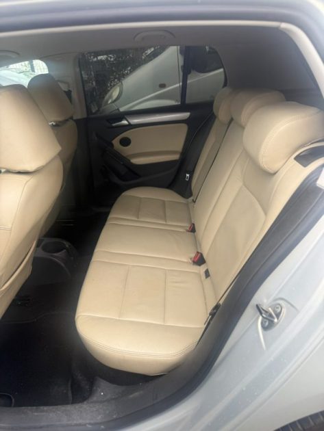 VOLKSWAGEN GOLF 6 AUTOMATIQUE 2.0 tdi 110cv   95000 kms