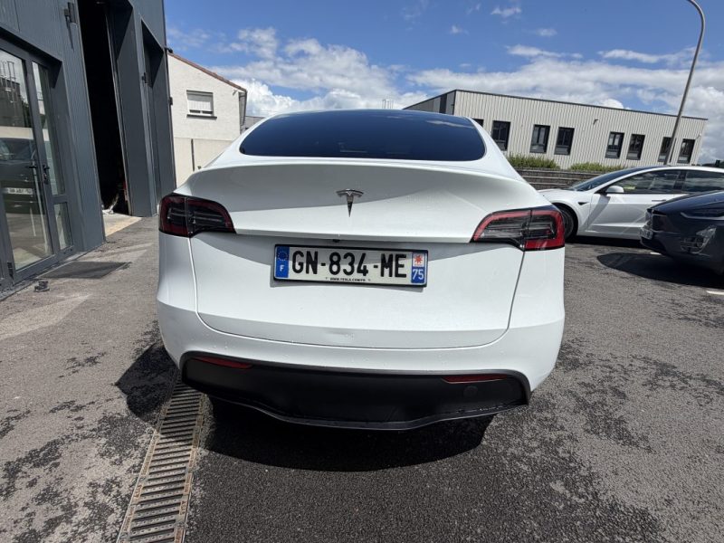TESLA MODEL Y STANDARD RWD 2023