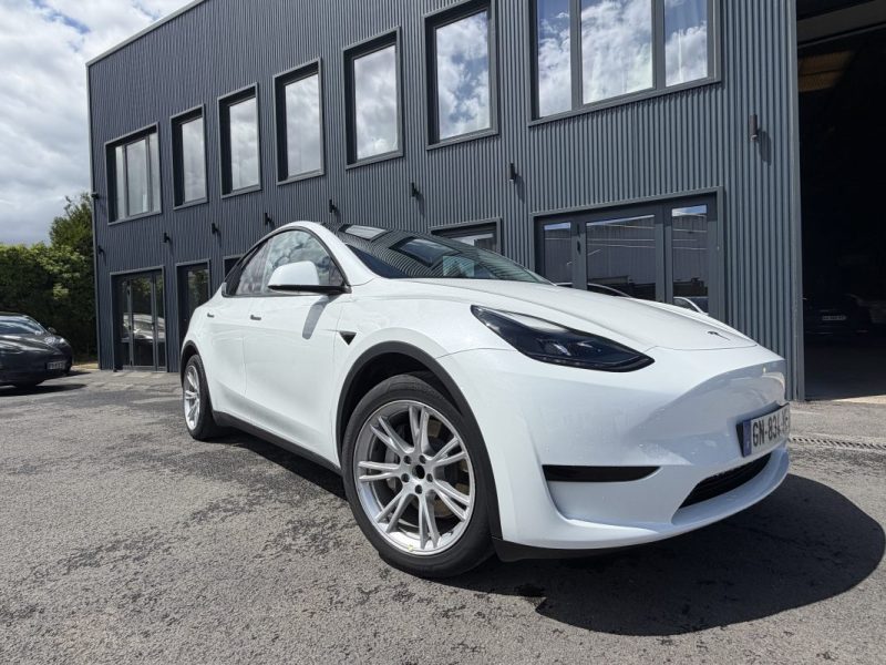 TESLA MODEL Y STANDARD RWD 2023