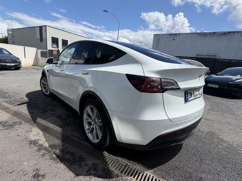 TESLA MODEL Y STANDARD RWD 2023