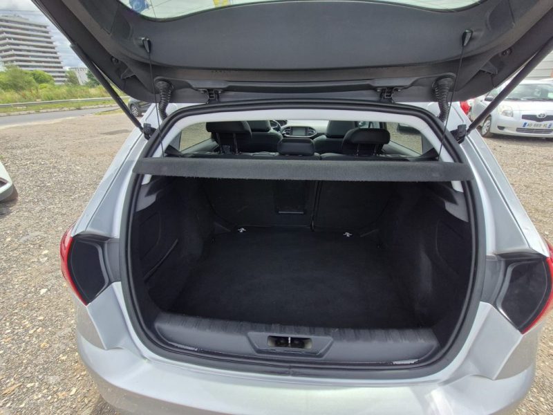 PEUGEOT 308 II 2.0 FELINE  BLUE HDI 150  TOIT PANORAMIQUE BOITE AUTO 