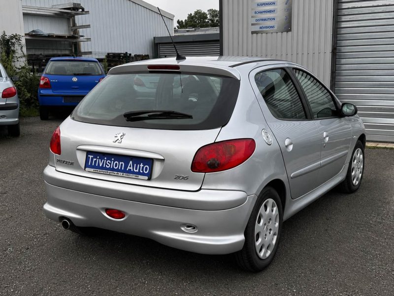 PEUGEOT 206 1.6 110 CH GRAND FILOU COOL 2006