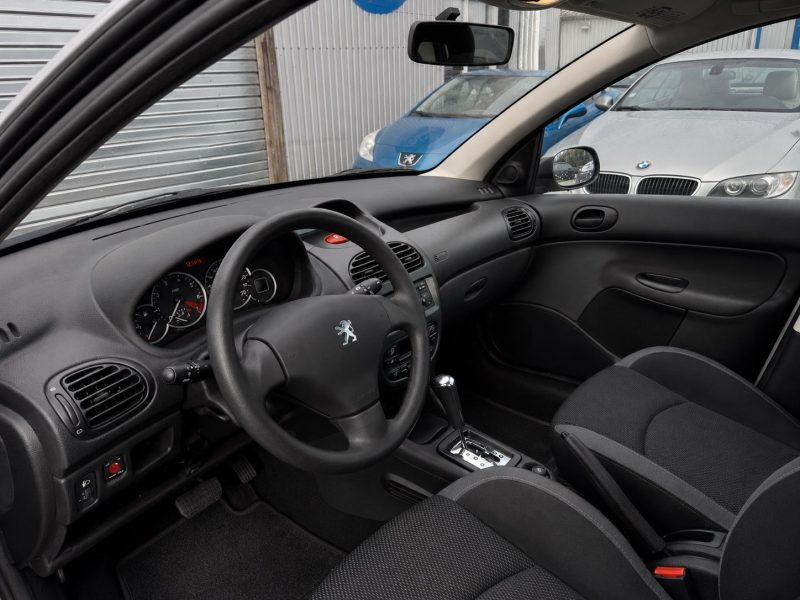 PEUGEOT 206 1.6 110 CH GRAND FILOU COOL 2006