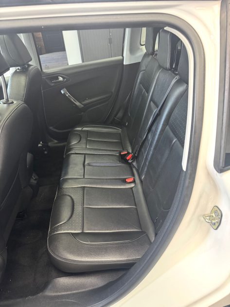 PEUGEOT 2008 1.6 E-HDI 92 CV ALLURE PREMIÉRE MAIN 2014