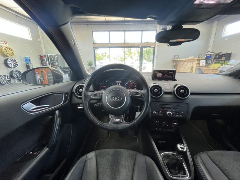 AUDI A1 1.6 TDI 105CV S-LINE ENTRETIEN ET DISTRIBUTION OK