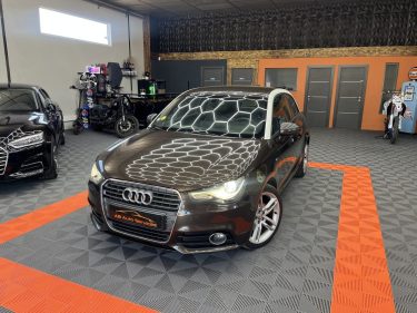 AUDI A1 1.6 TDI 105CV S-LINE ENTRETIEN ET DISTRIBUTION OK