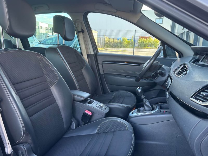 RENAULT SCENIC 3 1.2 TCE 130CH EDITION  BOSE 