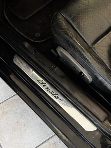 PORSCHE BOXSTER 2.7i 220Cv - Cabriolet - Garantie 12mois ou 15.000km - Exellent état