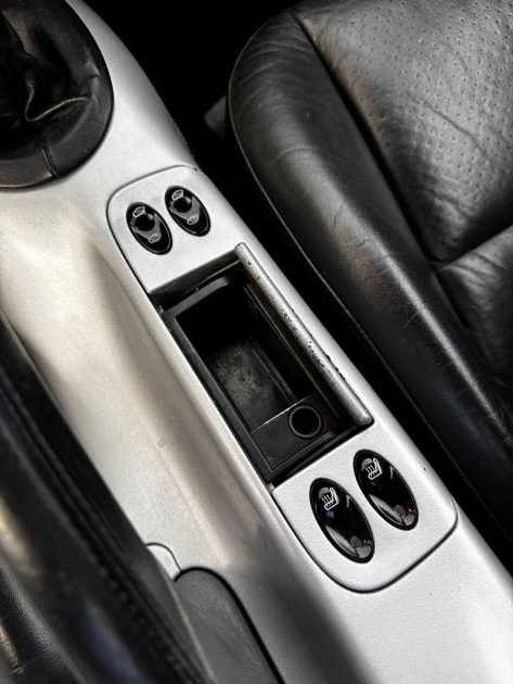 PORSCHE BOXSTER 2.7i 220Cv - Cabriolet - Garantie 12mois ou 15.000km - Exellent état