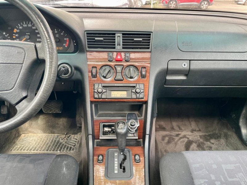 MERCEDES CLASSE C 250TD 150ch CLASSIC BA 