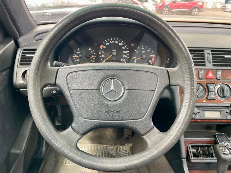 MERCEDES CLASSE C 250TD 150ch CLASSIC BA 