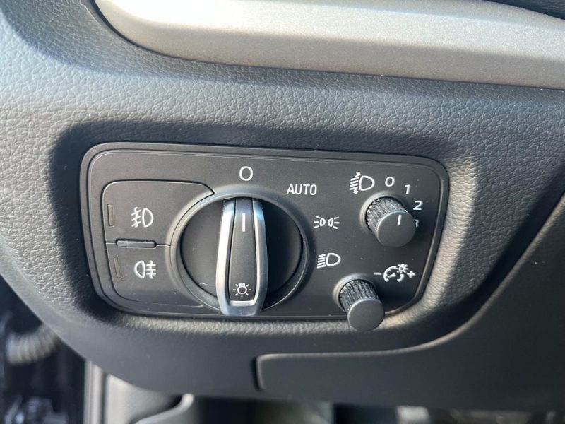 AUDI A3 Sportback Ambiente 105 ch 1.6 TDI