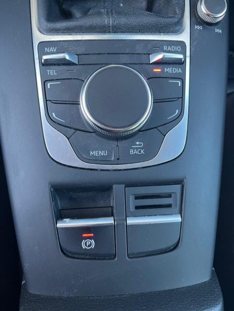 AUDI A3 Sportback Ambiente 105 ch 1.6 TDI