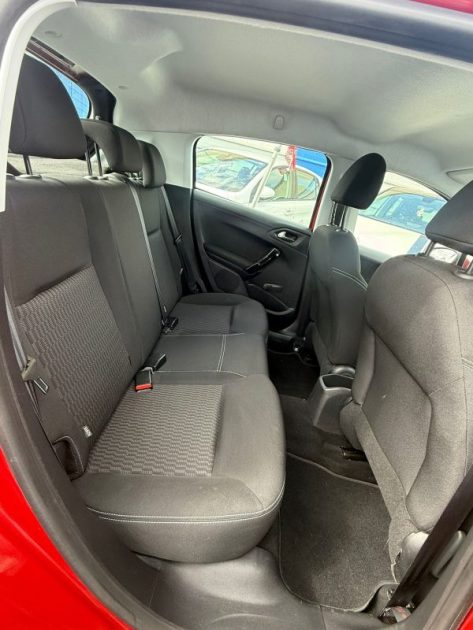 PEUGEOT 208 1.2 82 essence 2018 Trés Bon Etat  fbl kms