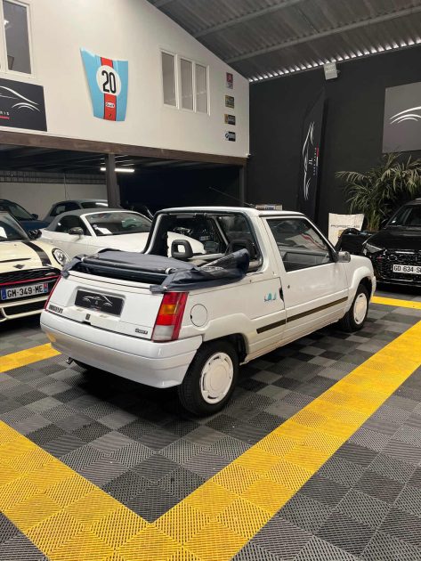 RENAULT 5 BELLE ÎLE (600 EXEMPLAIRES SEULEMENT)