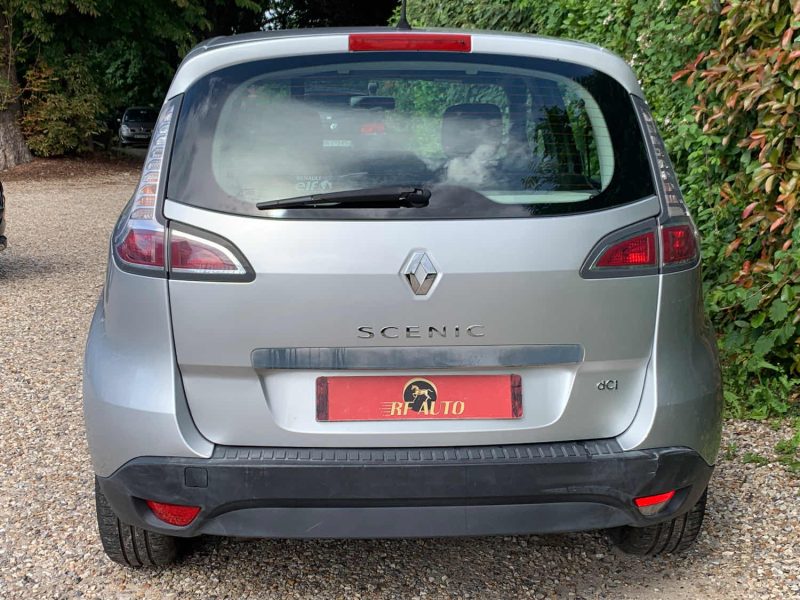 RENAULT SCENICIII 1.5 DCI 110 LIFE 2014