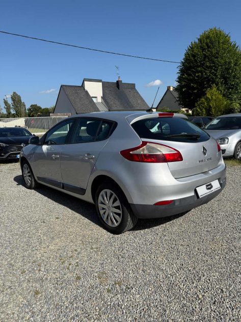 RENAULT MEGANEIII 1.5 DCI 105 TOMTOM EDITION 2010