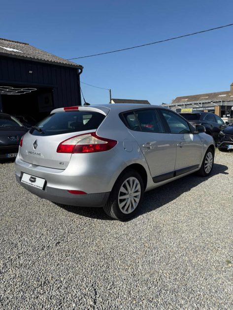 RENAULT MEGANEIII 1.5 DCI 105 TOMTOM EDITION 2010