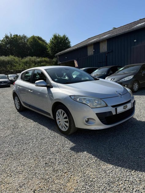 RENAULT MEGANEIII 1.5 DCI 105 TOMTOM EDITION 2010